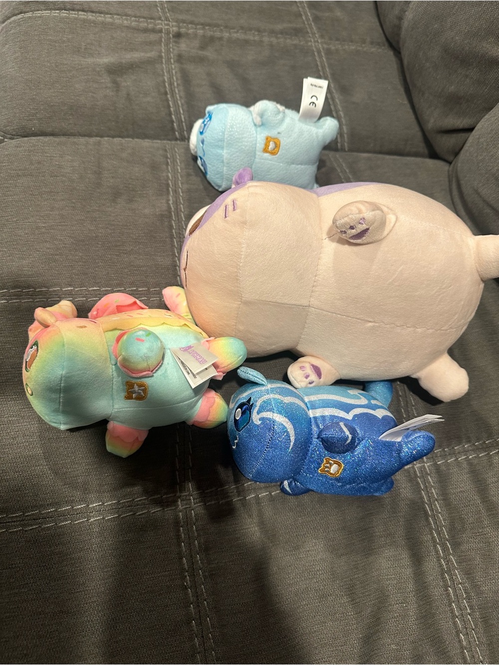 Aphmau Cat Plushie Bundle - Picture 4 of 5